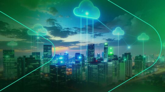 Cidade moderna com nuvens representando tecnologia em nuvem