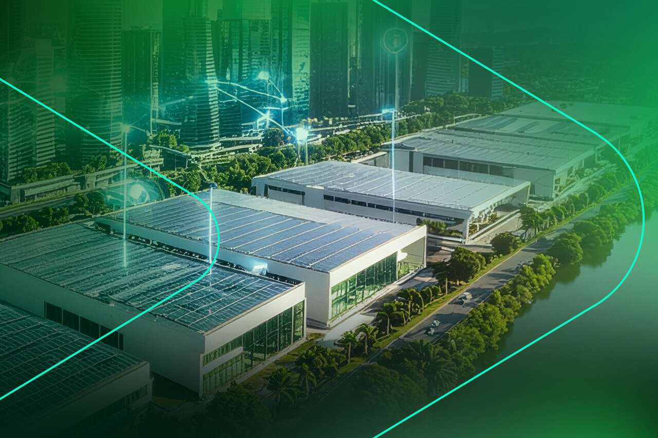 Vista aérea de armazéns com painéis solares