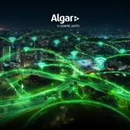 Conexões de internet na cidade à noite
