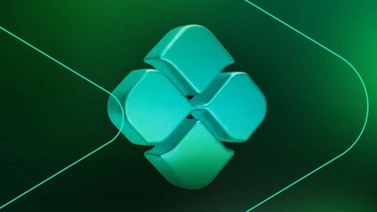 Logotipo em tons de verde com formato estilizado.