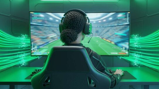 Jogador de videogame em ambiente iluminado